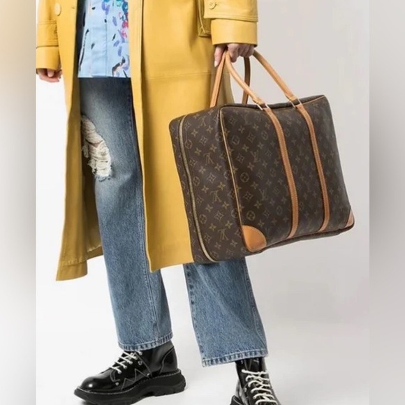 Louis Vuitton Handbags - EUC [Louis Vuitton] Authentic Sirius 45 Travel Carryon Suitcase Bag Briefcase